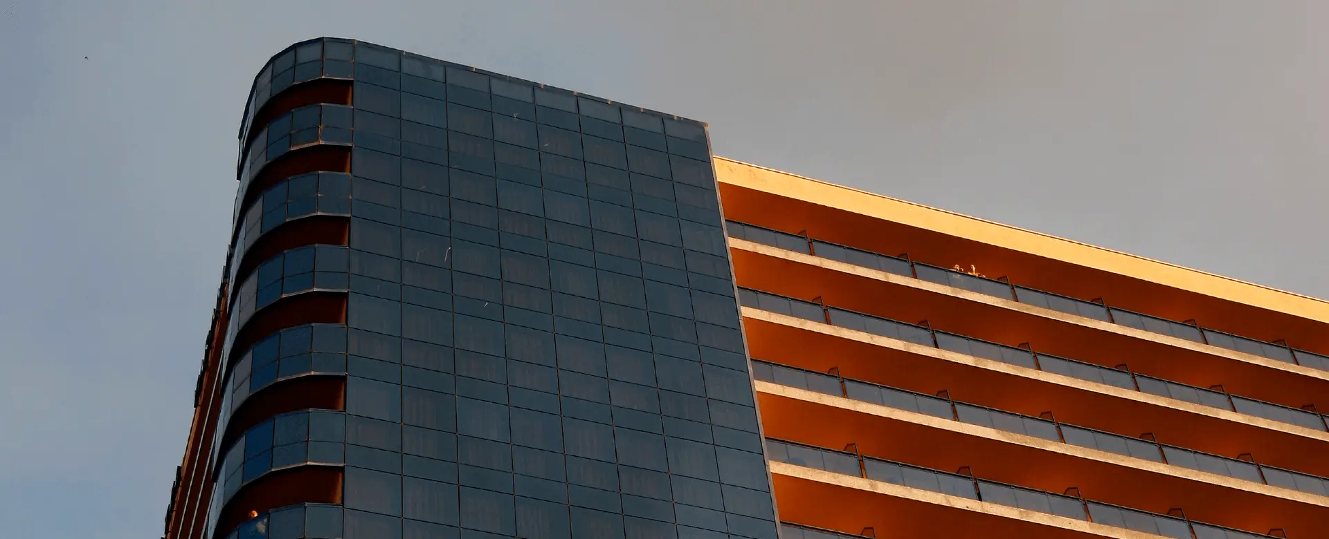 Robston Tower, a modern and commercial landmark